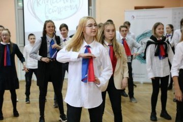 Калужская область: Школьники зарядились энергией танца