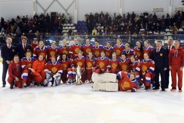 Московская область: Анна Шохина из дмитровского «Торнадо» признана лучшим нападающим Турнира шести наций Московская область: Анна Шохина из дмитровского «Торнадо» признана лучшим нападающим Турнира шести наций