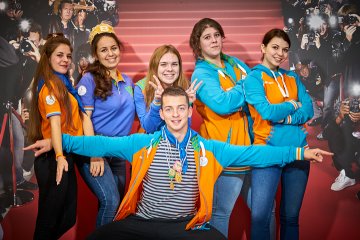 Россия: Вожатый - не профессия, а состояние души