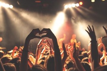 Санкт-Петербург: Молодёжь, это твой день!