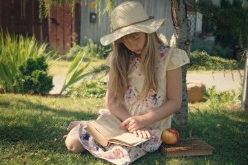 Санкт-Петербург: Мы растем с книгами – и книги растут в нас