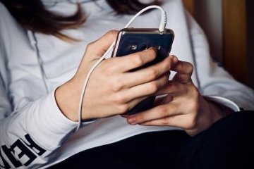 Мир: Понимаем с полужеста!