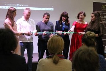 Санкт-Петербург: Учимся помогать Санкт-Петербург: Учимся помогать