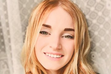 Санкт-Петербург: Участник премии МИРа 2020 Яна Афанасьева Санкт-Петербург: Участник премии МИРа 2020 Яна Афанасьева